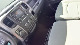 Ram 1500 2016 4x2 Tradesman 4p. Cabina Doble Crew 5.5 ft. SB Camioneta
