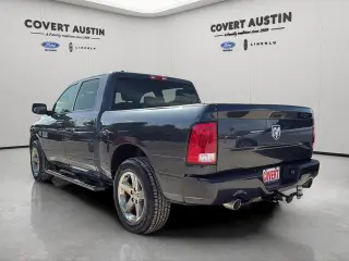 Ram 1500 2016 4x2 Tradesman 4p. Cabina Doble Crew 5.5 ft. SB Camioneta