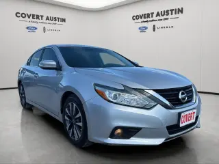 Nissan Altima 2017 2.5 SL 4p Sedan (lanzamiento a mediados del año)