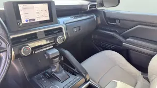 Toyota Tacoma 2025 4x2 SR5 4p Doble Cabina 6.1 ft LB