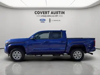 Toyota Tacoma 2025 4x2 SR5 4p Doble Cabina 6.1 ft LB