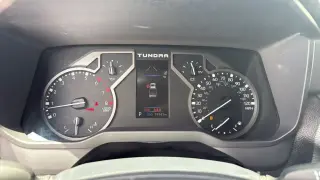 Toyota Tundra 2022 4x2 SR5 4p Doble Cabina Camioneta SB