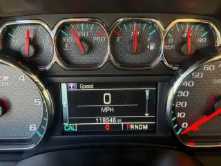Chevrolet Suburban 2016 4x4 LT 4p SUV