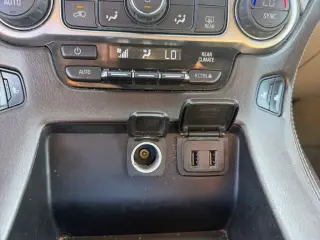 Chevrolet Suburban 2016 4x4 LT 4p SUV