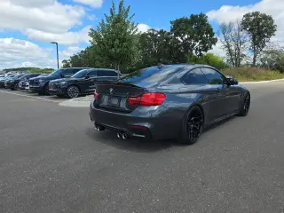 BMW M4 2016 2p Coupé