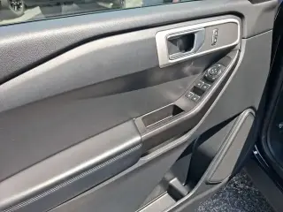 Ford Explorer 2020 Base 4dr SUV