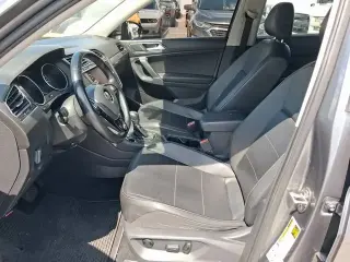 Volkswagen Tiguan 2018 2.0T SE 4p SUV