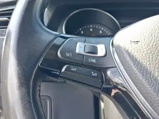Volkswagen Tiguan 2018 2.0T SE 4p SUV