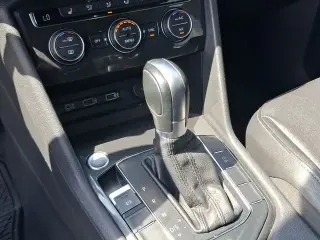 Volkswagen Tiguan 2018 2.0T SE 4p SUV