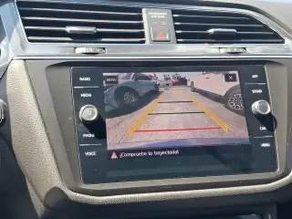 Volkswagen Tiguan 2018 2.0T SE 4p SUV