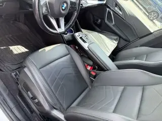 BMW X1 2024 AWD xDrive28i 4p Vehículo de Actividad Deportiva