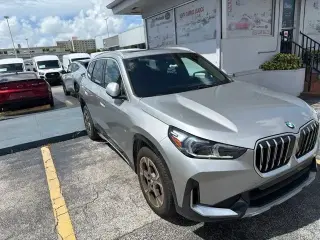 BMW X1 2024 AWD xDrive28i 4p Vehículo de Actividad Deportiva