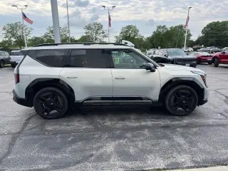Kia EV9 2024 AWD GT-Line 4p SUV