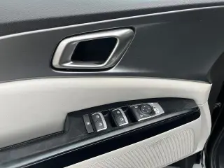 Kia Carnival 2023 LX 4dr Mini-Van