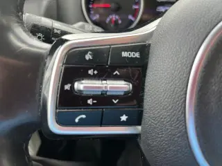 Kia Carnival 2023 LX 4dr Mini-Van