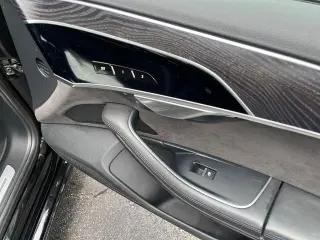 Audi A8 L 2020 AWD quattro 60 TFSI 4p Sedan