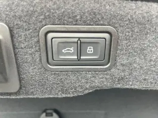 Audi A8 L 2020 AWD quattro 60 TFSI 4p Sedan