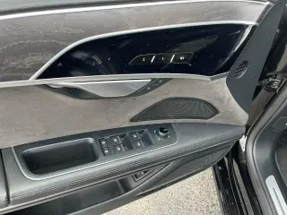 Audi A8 L 2020 AWD quattro 60 TFSI 4p Sedan