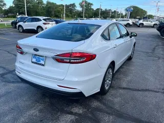 Ford Fusion 2020 S 4p Sedan