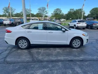 Ford Fusion 2020 S 4p Sedan