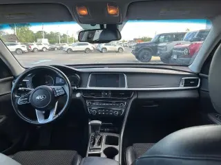 Kia Optima 2019 S 4p Sedán