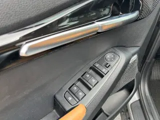 Kia Seltos 2024 AWD SX 4p SUV