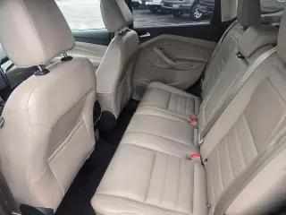 Ford Escape 2017 AWD Titanium 4p SUV