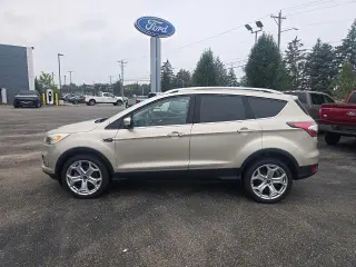 Ford Escape 2017 AWD Titanium 4p SUV