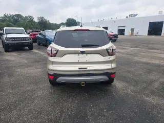 Ford Escape 2017 AWD Titanium 4p SUV