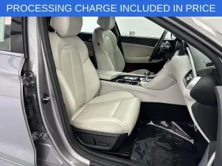 Genesis G70 2025 2.5T Standard 4p Sedan