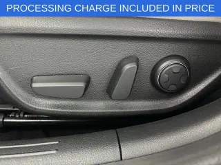 Genesis G70 2025 2.5T Standard 4p Sedan