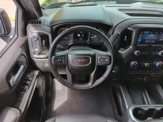 GMC Sierra 1500 2020 4x4 AT4 4p Crew Cab 6,6 ft. CB