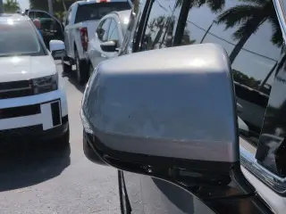 GMC Yukon 2021 4x4 SLT 4p SUV