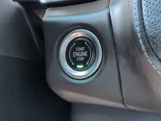 GMC Yukon 2021 4x4 SLT 4p SUV
