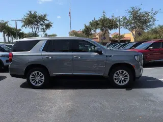 GMC Yukon 2021 4x4 SLT 4p SUV