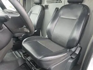 Ford Transit 2023 250 3dr SWB Camioneta de carga con techo medio