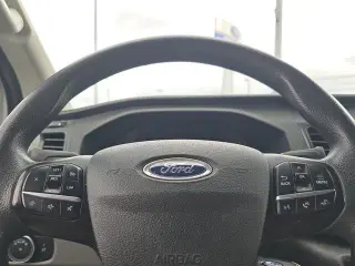 Ford Transit 2023 250 3dr SWB Camioneta de carga con techo medio
