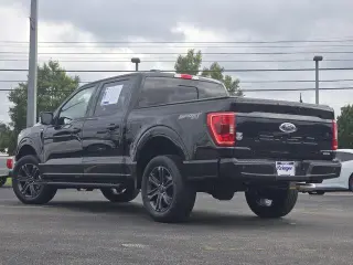 Ford F-150 2023 4x4 XLT 4p SuperCrew 5.5 ft. SB