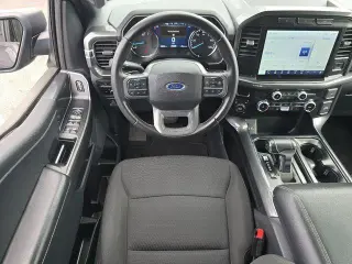 Ford F-150 2023 4x4 XLT 4p SuperCrew 5.5 ft. SB