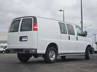 GMC Savana 2024 2500 3dr Cargo Van