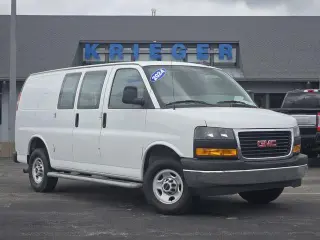 GMC Savana 2024 2500 3dr Cargo Van