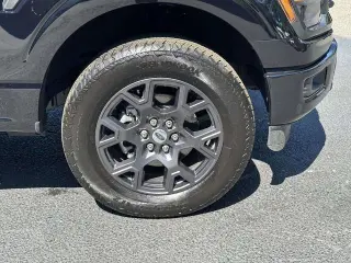 Ford F-150 2026 4x4 STX 4p SuperCrew 5.5 pies SB