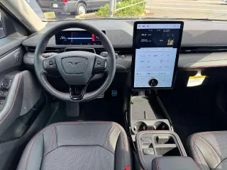 Ford Mustang Mach-E 2025 AWD Premium SUV 4p