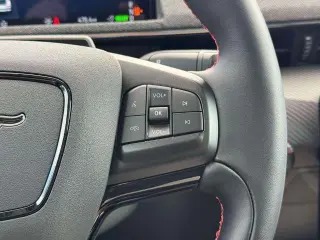 Ford Mustang Mach-E 2025 AWD Premium SUV 4p
