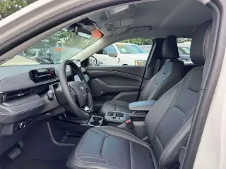 Ford Mustang Mach-E 2025 AWD Premium SUV 4p.