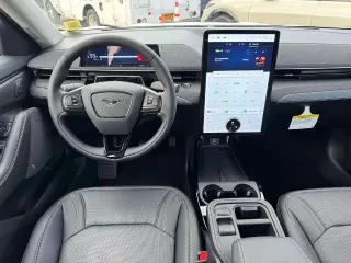 Ford Mustang Mach-E 2025 AWD Premium SUV 4p.