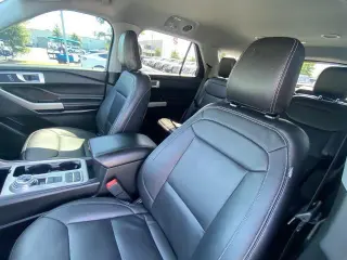 Ford Explorer 2024 XLT 4p SUV
