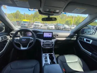 Ford Explorer 2024 XLT 4p SUV