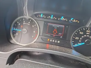 Ford F-150 2017 4x4 XLT 4p SuperCrew 5.5 ft. CA