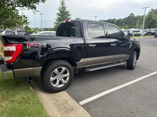 Ford F-150 2021 4x4 Lariat 4p SuperCrew 6.5 ft. SB
